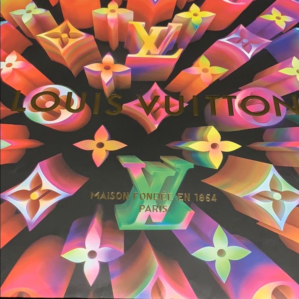 Louis Vuiton Cover